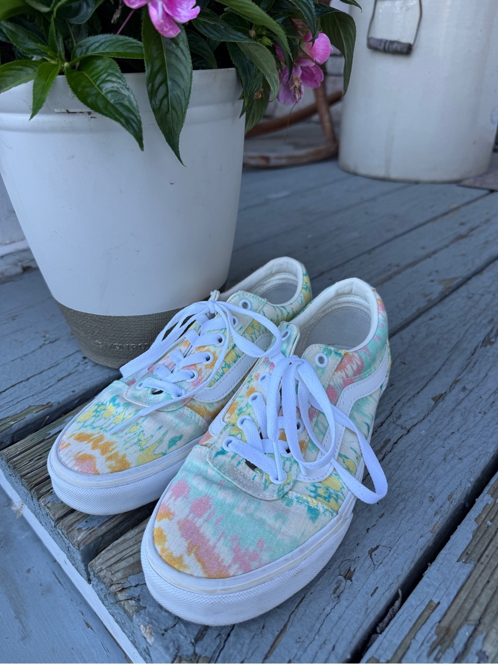 Vans Women’s Tie-Dye Low-Top Sneakers - Pastel Multi